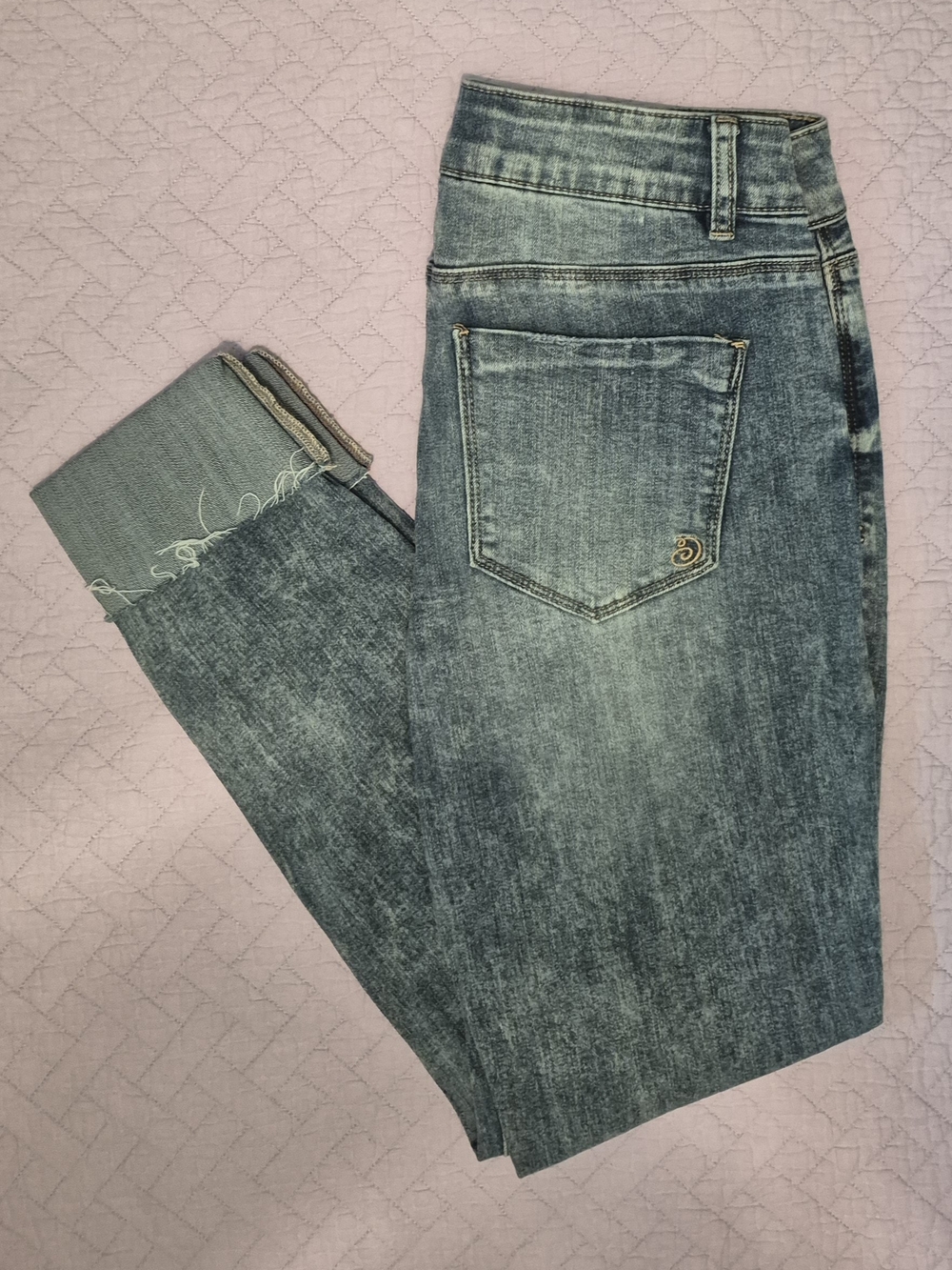 Indigo Rein Light Acid Wash Cuffed Hem Jeans Size 9